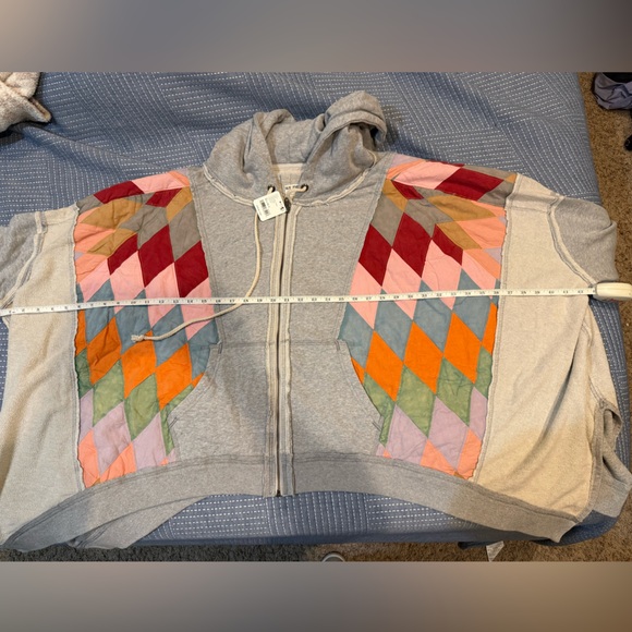 We the Free Sha Sha Hoodie size M/L NWT - Picture 5 of 7